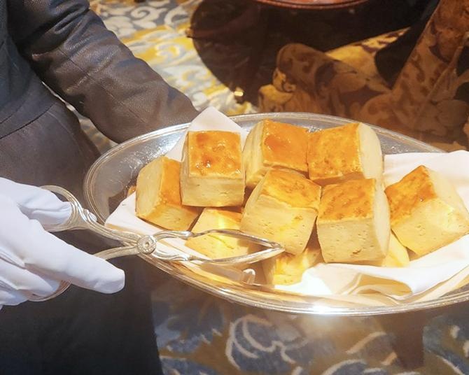 2種類のスコーンが食べ放題！英国王室御用達ブランドとコラボした、ラグジュアリーホテルのアフタヌーンティー体験レポ