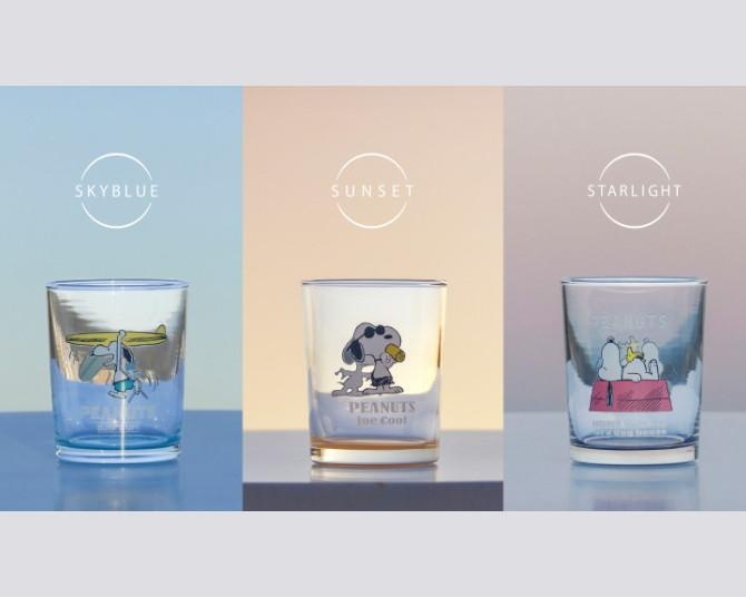 スヌーピーの“空色タンブラー”で夏のドリンクタイムを特別に。セットで使える吸水コースターも