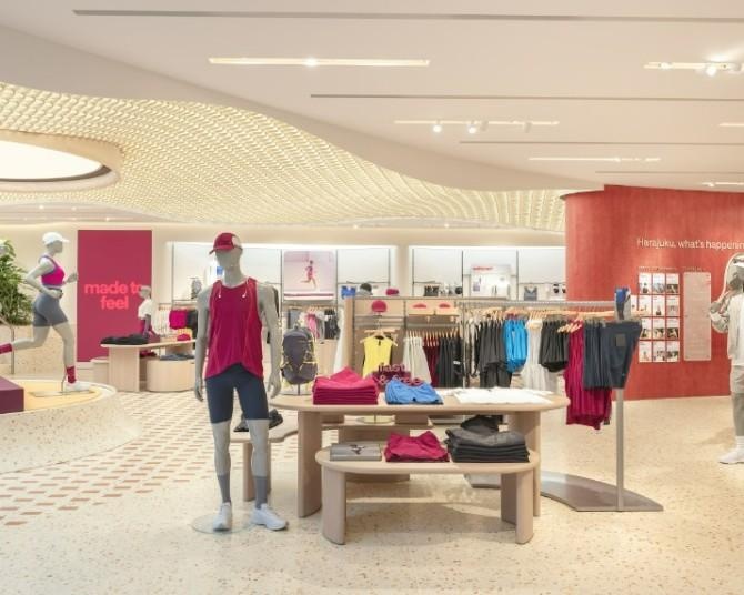 アジア最大規模の旗艦店が原宿に誕生。ウェアブランドのルルレモンが「日本市場」に本気で挑む理由