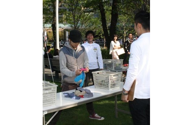 靴下をペアにしてギネス世界記録を目指せ！