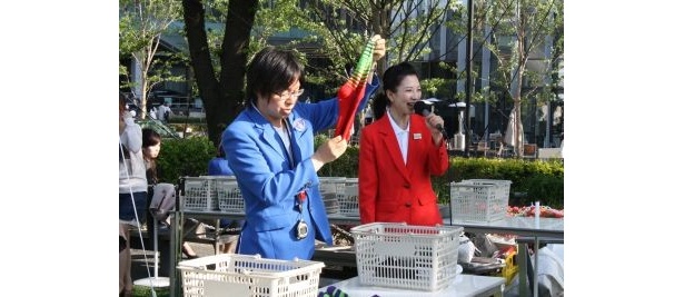 競技終了後はギネス認定員による厳しいチェックが