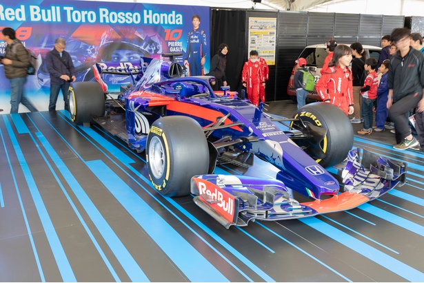第2戦バーレーン・グランプリで4位入賞を果たしたトロロッソ・ホンダ