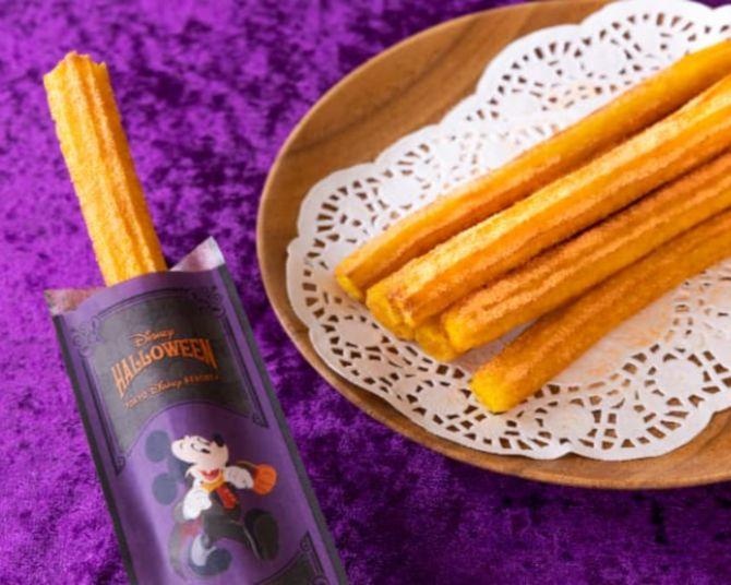 東京ディズニーランドのハロウィーングルメを紹介！イチオシはメイプルパンプキン味のチュロス
