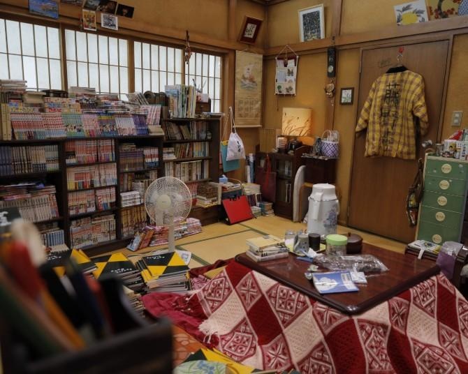 【聖地巡礼】実写映画『ルックバック』の撮影セットが秋田・にかほ市に復元！“藤野と京本のまち”をロケ地マップで巡る