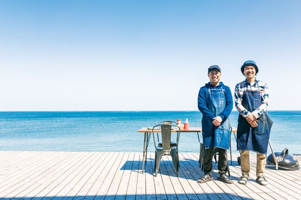 オーナーの正井孝明さん(右)と西岡さん(左)/PACIFIC OVER SEAS