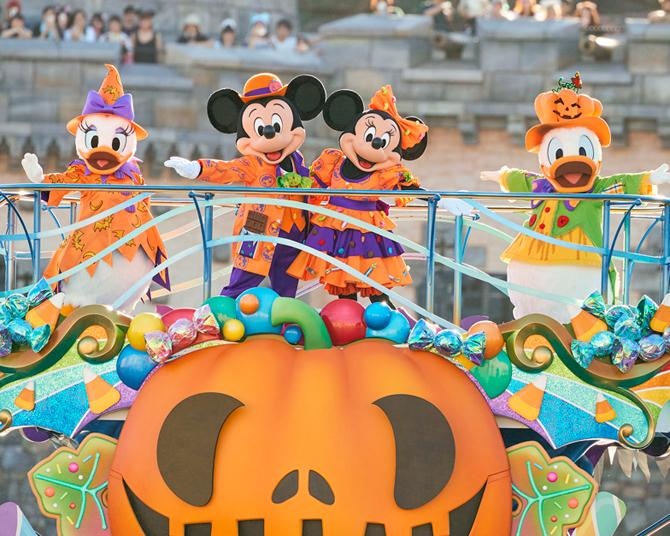 25周年の東京ディズニーシーでハロウィーンを満喫！新デコレーションや注目メニューをチェック