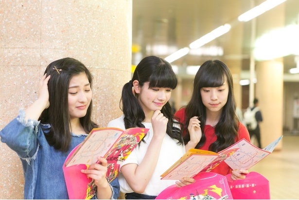 「ヤバイ！早速わからない!!」(写真左、宮原)