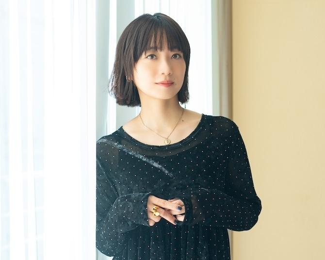 深川麻衣が明かす、井口理との共演裏話と役への思い「信頼する人の言葉に助けられている」映画『逃げろお嬢さん』インタビュー