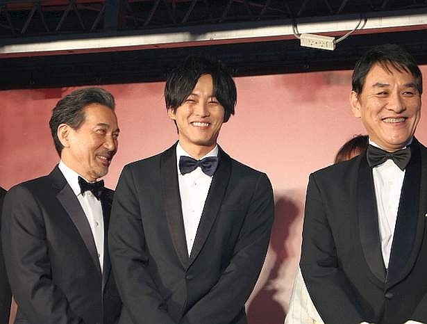 「本当に自信を持ってお届けできる作品です!」とアピールした松坂桃李