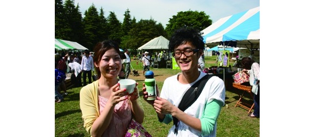 「”マイ食器”は初体験でいつもよりおいしく感じました」地元の友人たちで持ち寄っての参加
