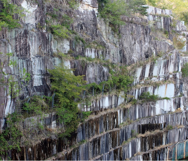 約6000万年前に誕生したとされる花崗岩(かこうがん)で、笠間地区は日本最大の産地だ