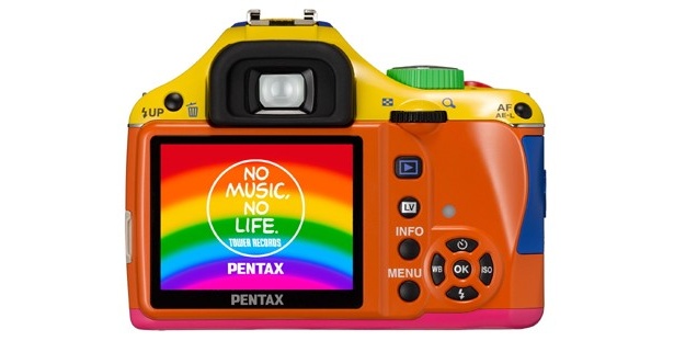 【写真】起動時には液晶モニターに“NO MUSIC, NO LIFE.”のロゴが！