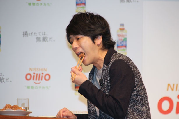 揚げたてのから揚げを実食