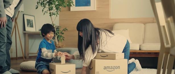 Amazonでは、母の日をテーマにした Web 動画 『母の日にサプライズを。』を各ソーシャルメディアにおいて公開中。