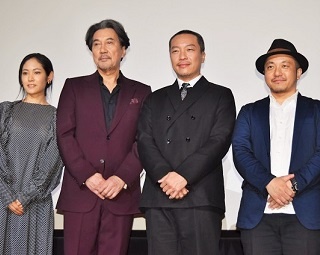 映画「孤狼の血」 大阪舞台挨拶 役所広司「壮絶なシーンでもリラックス」