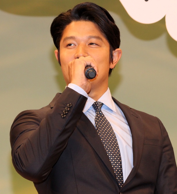 撮影の思い出を振り返った鈴木亮平