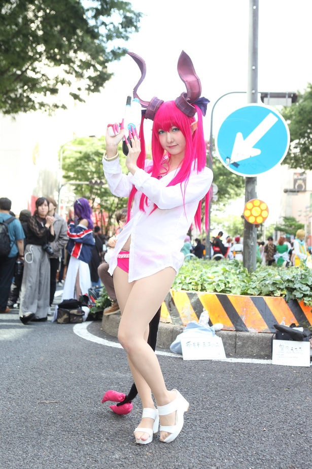「Fate/Grand Order」のエリザベート・バートリーに扮した希林まおはさん