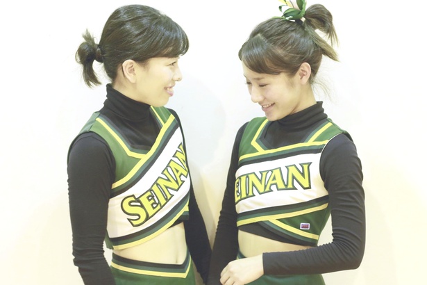 園田友香さん（左）　高野桃香さん（右）