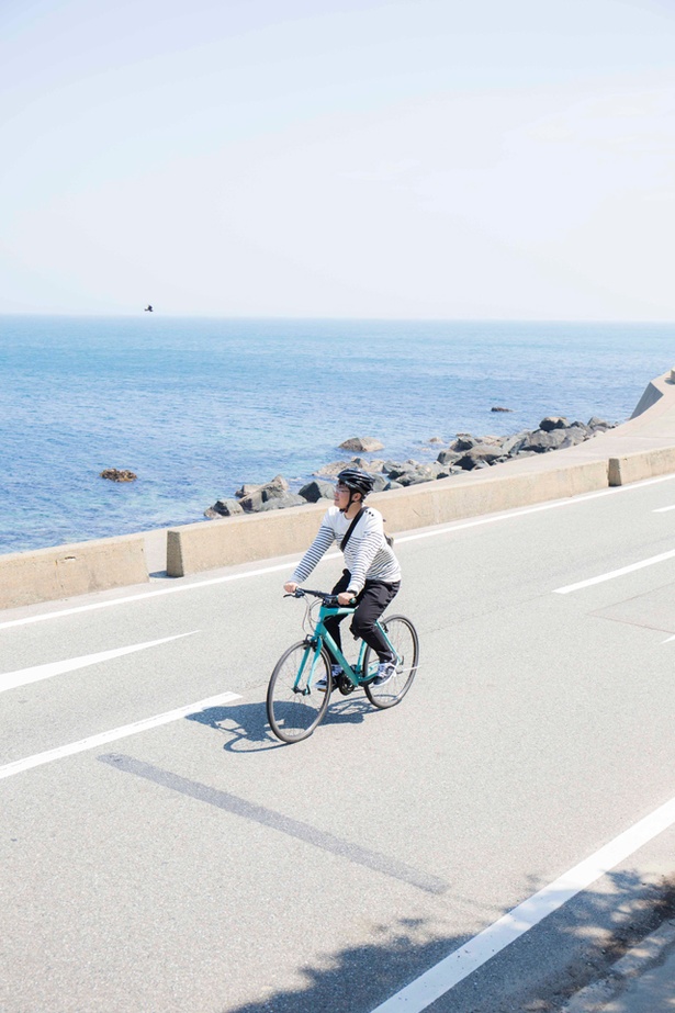 志賀島でのサイクリングは車で通ると気付かない、波や風の音、鳥のさえずりなどの自然の声に心癒される