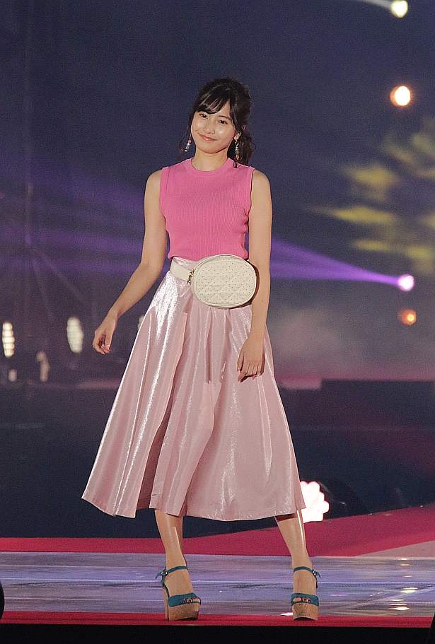 春夏ファッション in GirlsAward 2018 SPRING/SUMMER