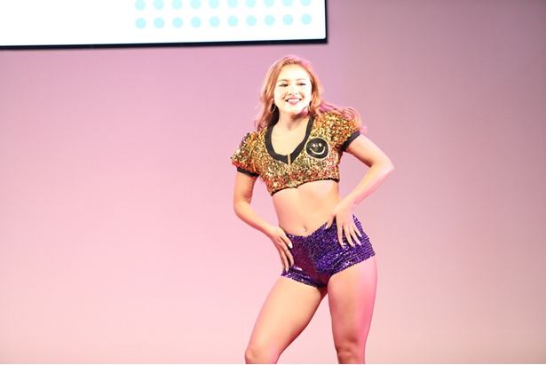 「メガスーパーカーモーターショー2018 in 熊本」に登場したCYBERJAPAN DANCERS