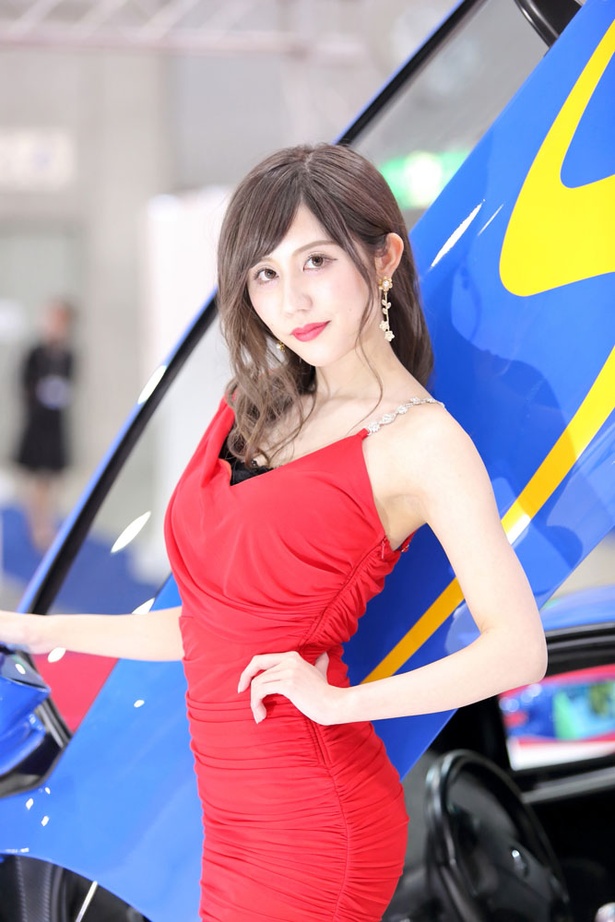 「メガスーパーカーモーターショー2018 in 熊本」で見つけた美人コンパニオン