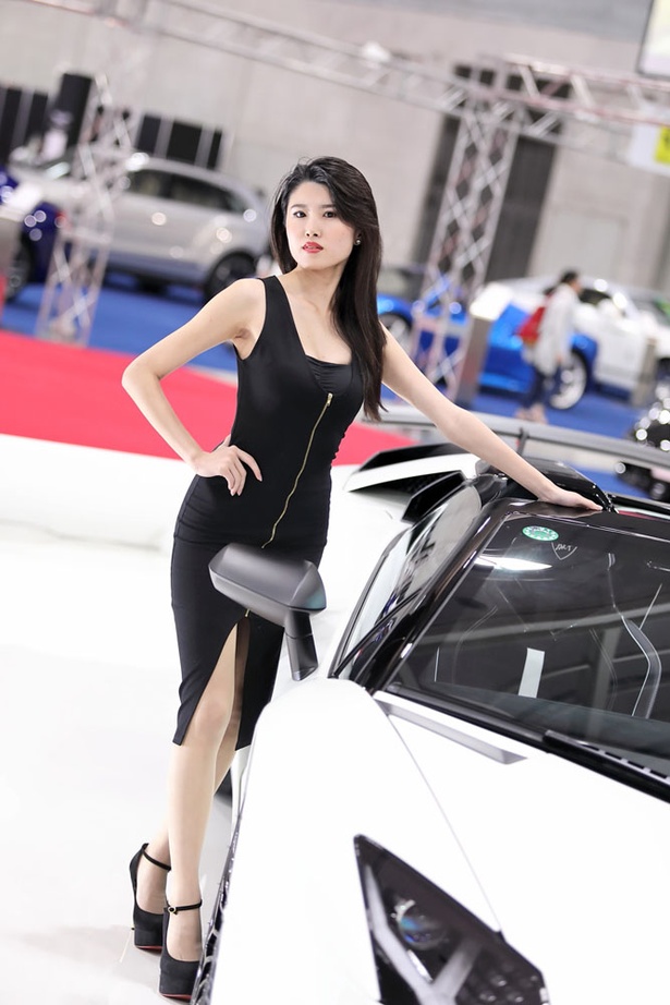 「メガスーパーカーモーターショー2018 in 熊本」で見つけた美人コンパニオン