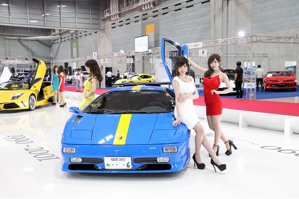 「メガスーパーカーモーターショー2018 in 熊本」で見つけた美人コンパニオン