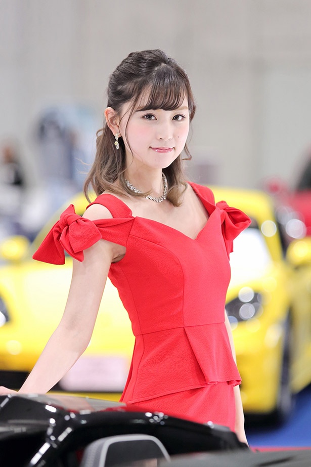 全140枚 メガスーパーカーモーターショー18 In 熊本 で見つけた美人コンパニオン 2 4 画像ページ1 2 ウォーカープラス