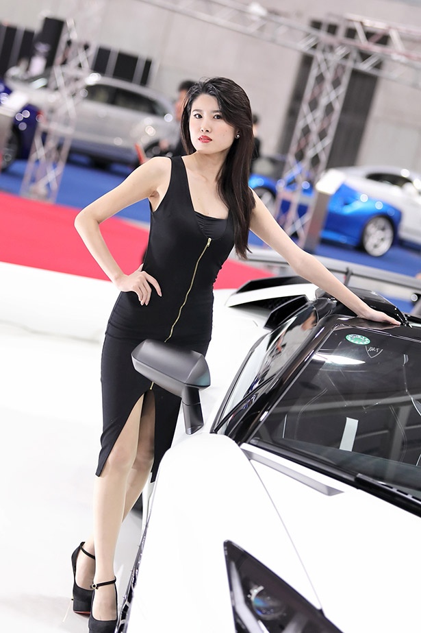 「メガスーパーカーモーターショー2018 in 熊本」で見つけた美人コンパニオン