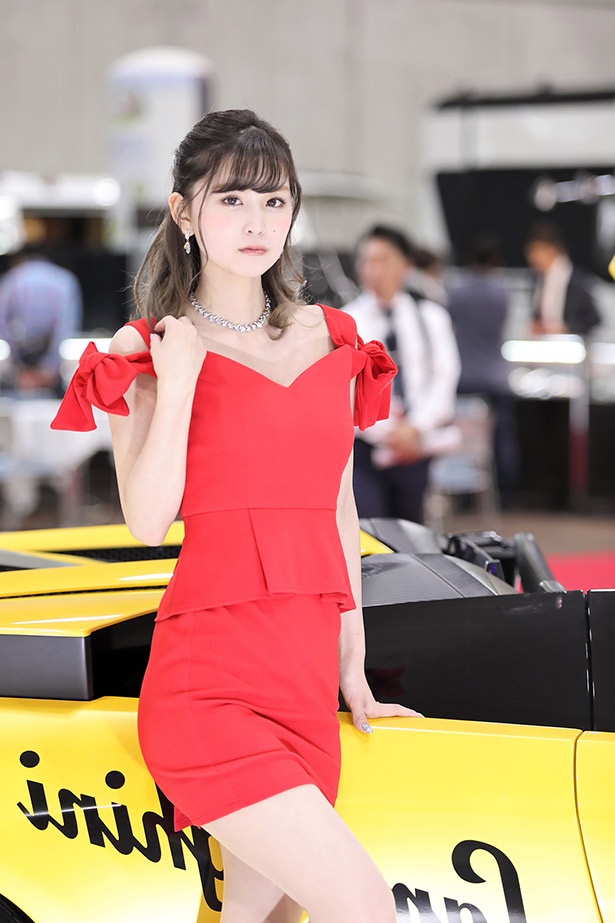 「メガスーパーカーモーターショー2018 in 熊本」で見つけた美人コンパニオン