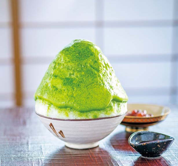 お茶を飲む感覚で味わえる「抹茶エスプーマかき氷」(1500円)/茶三楽