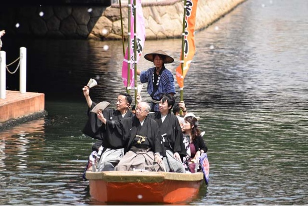 博多の初夏の風物詩「舟乗り込み」が盛大に行われた