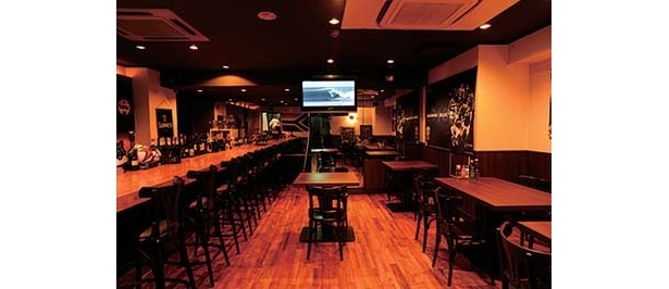 南アフリカ観光局長お墨付きのパブ。現地の家庭料理の味を忠実に再現したお店