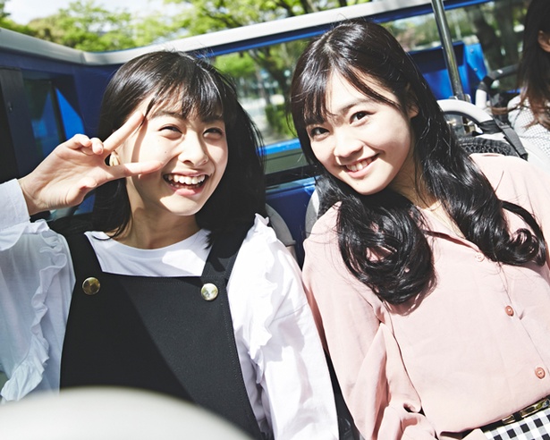 けやき通りを通過。街なかでは余裕の表情！