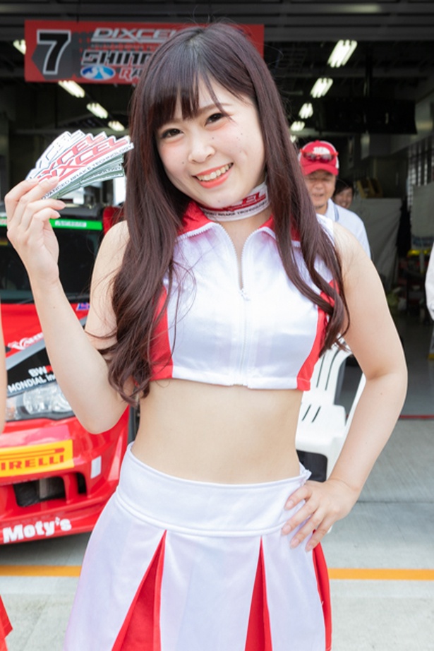 富士24時間レースで見かけた美人レースクイーン40名(23/40)