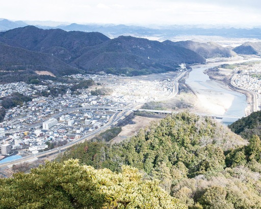 信長ゆかりの城跡へ！金華山で自然と歴史満喫ハイキング