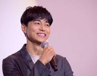 東出昌大“北九州でしか撮れなかった、ハリウッド級の迫力の映画” ！『オーバードライブ』福岡舞台挨拶