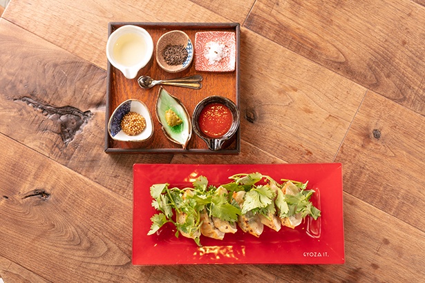 世界にニッポンの餃子を 6種のタレで新たな美味を提案する赤坂の餃子レストラン ウォーカープラス