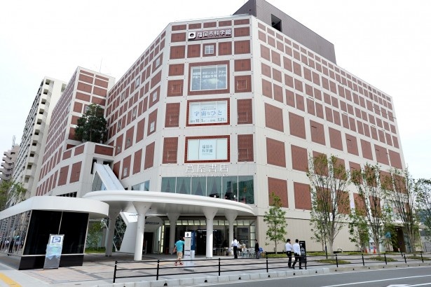 福岡市科学館 / 『福岡市科学館』がある九州大学跡地に建設された「六本松421」。福岡の新スポットとして話題沸騰中