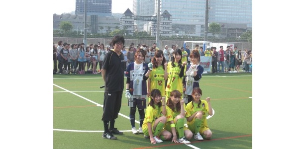 高橋陽一先生率いる女子フットサルチーム「南葛シューターズ」