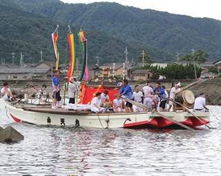 福井県三方郡美浜町で宗像神社の夏祭り「弁天祭」が開催