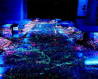 ライトアップが幻想的！岐阜県・ストーンミュージアム博石館「七夕ライトアップ」