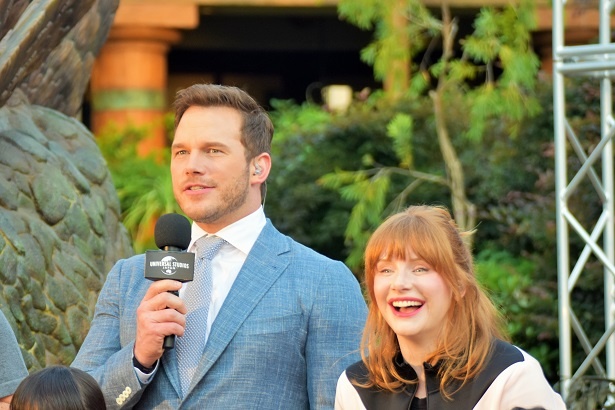 ユニバーサル・スタジオ・ジャパンに大興奮の出演者