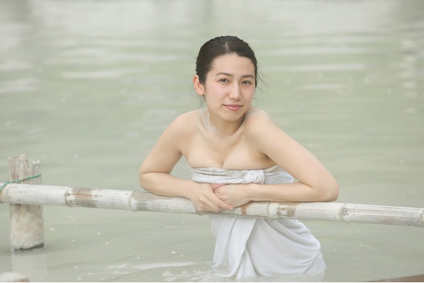 “九州の太陽”佐藤あいりの混浴グラビア～大分・別府編～