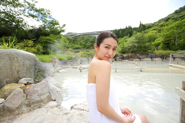 “九州の太陽”佐藤あいりの混浴グラビア～大分・別府編～
