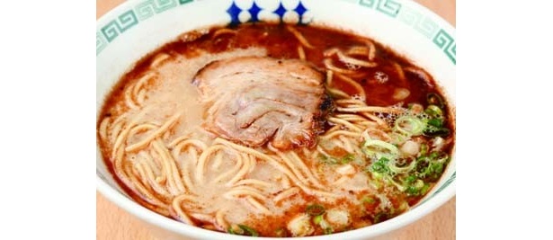 歌舞伎町にある人気店の「朝ラーメン」(500円)