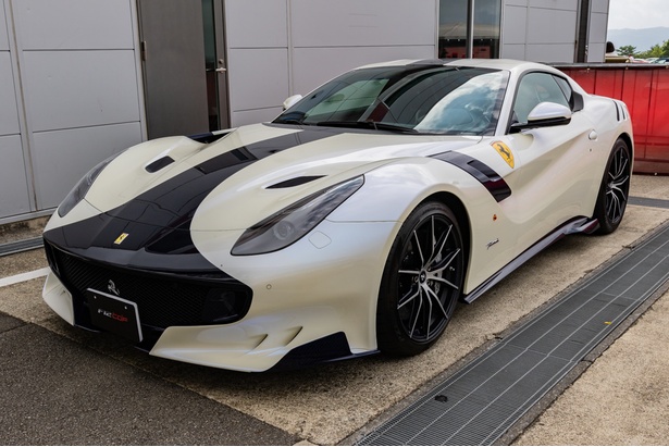 Ferrari F12tdf