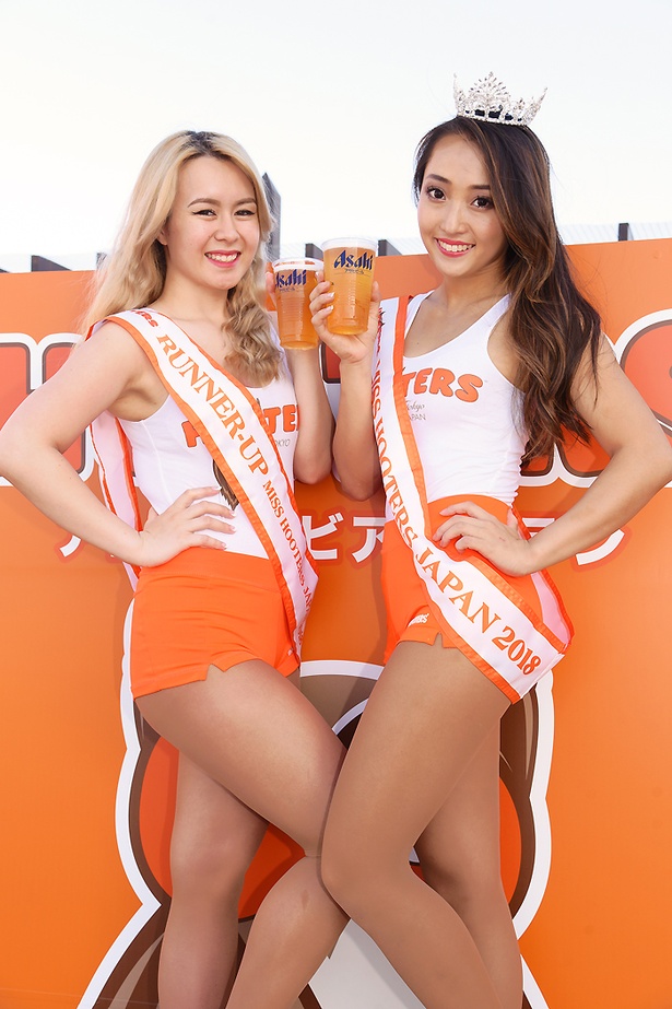 オープン初日を盛り上げた「ミス フーターズジャパン コンテスト」上位の美女たち