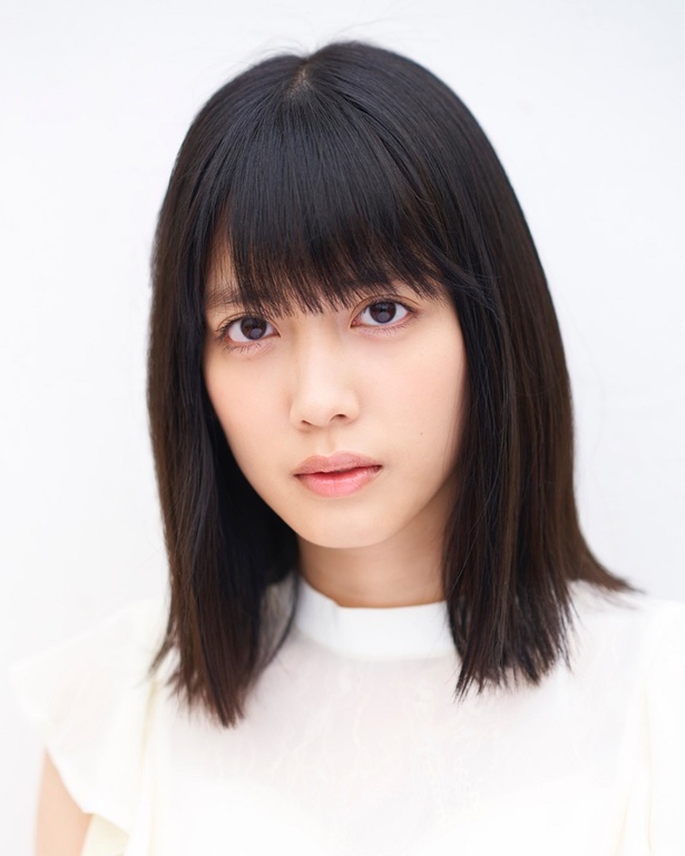 社長秘書を演じる松田るかは、「皆さんにとってちょっと気になる存在になれたら良いな」とコメント